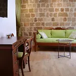 Ellique Отель 4*
