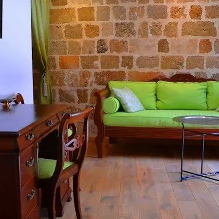 Ellique Hotel 4*