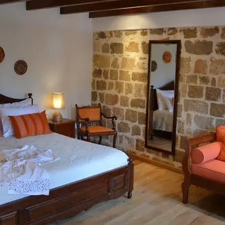 Hotel Ellique 4*